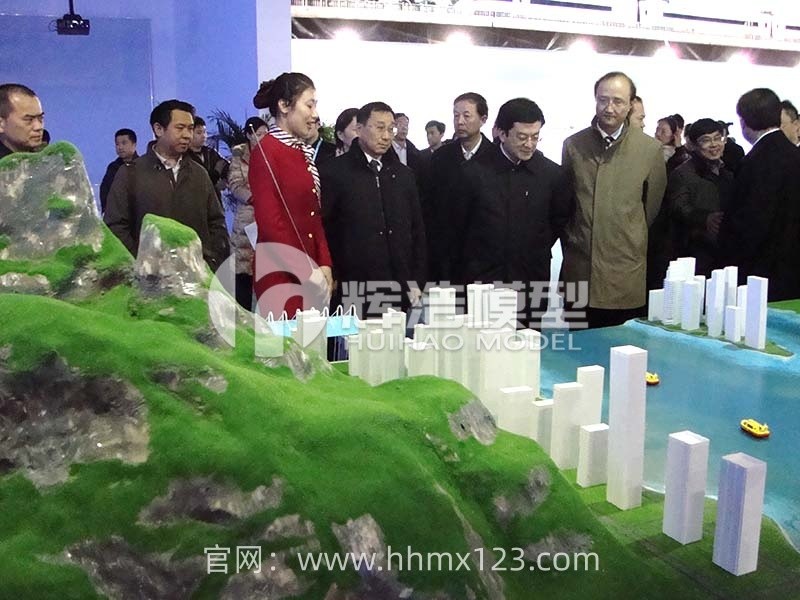 宜万铁路工程技术沙盘模型：中铁隧道二公司